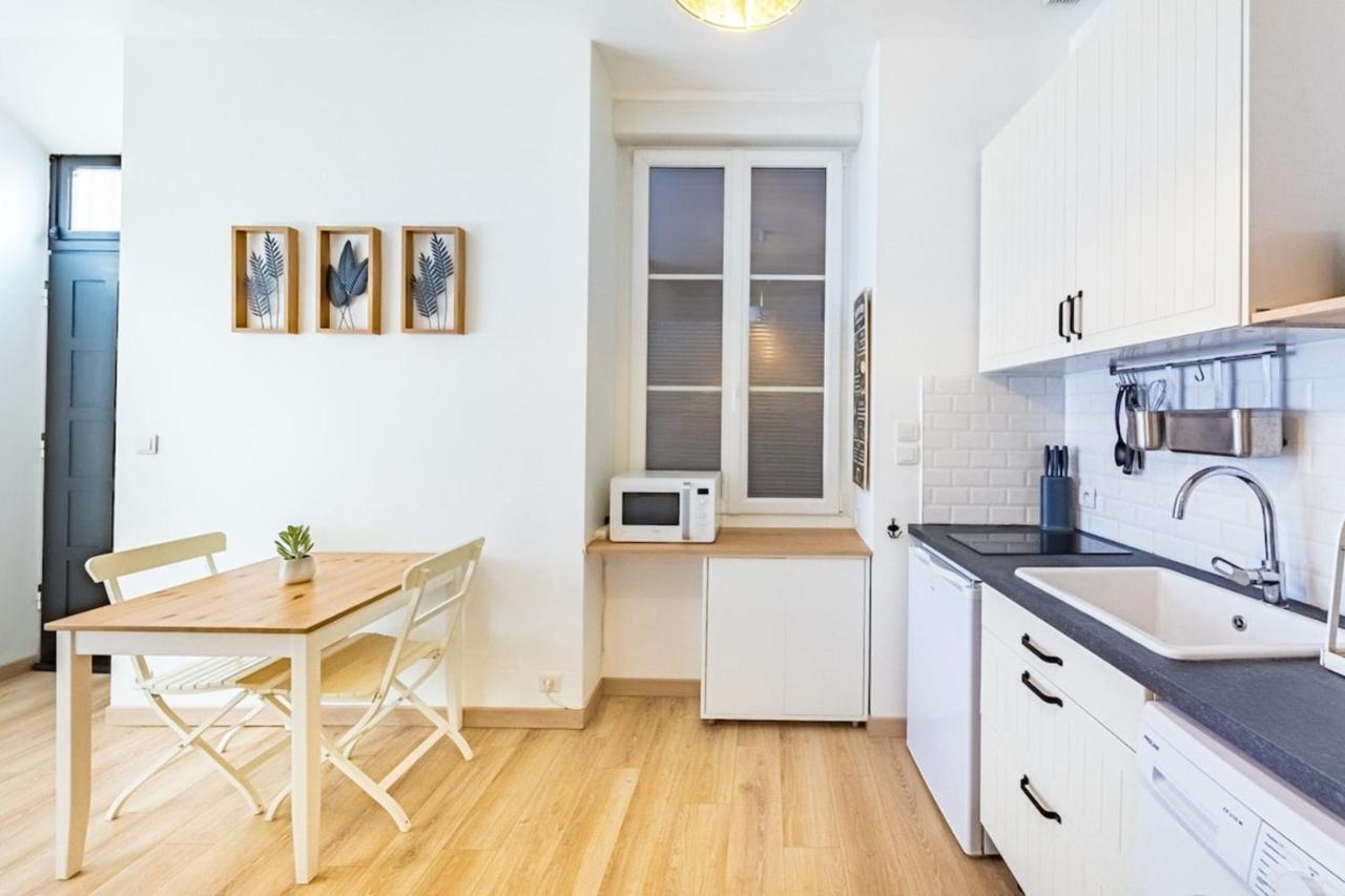 Le Petit Cottin Cosy 2 Pers Metro Valmy Lejlighed Lyon Eksteriør billede