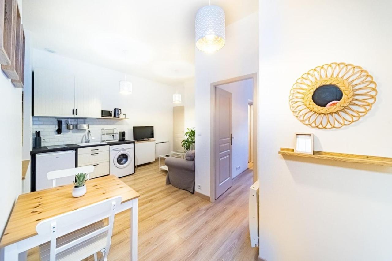 Le Petit Cottin Cosy 2 Pers Metro Valmy Lejlighed Lyon Eksteriør billede